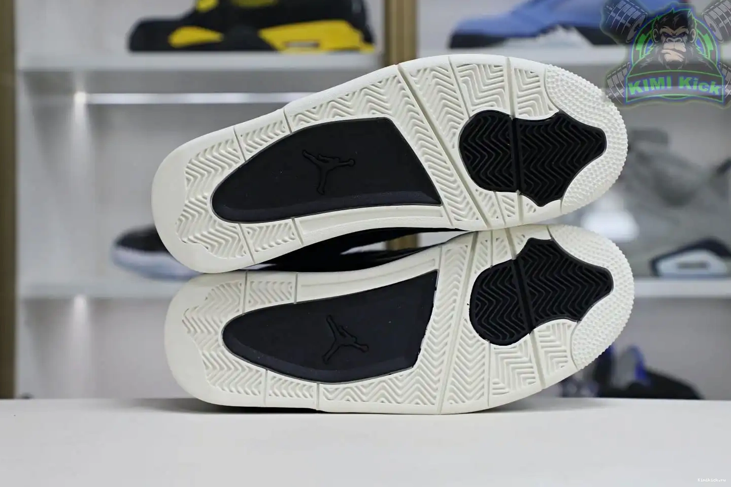 4 ponyhair black Jordan Jordan Air Kimikick retro 0528